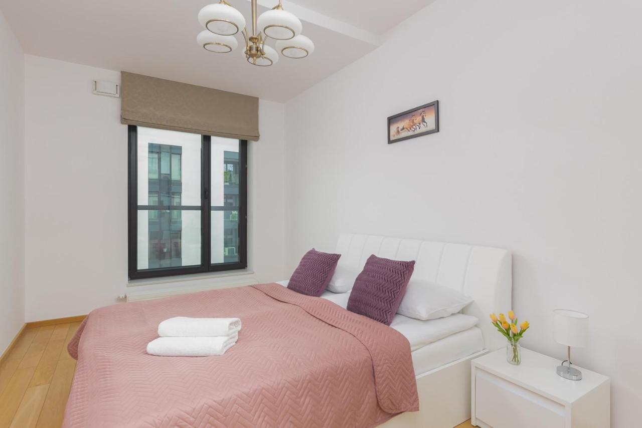 Dzielna Apartment Warsaw Wola By Noclegi Renters מראה חיצוני תמונה