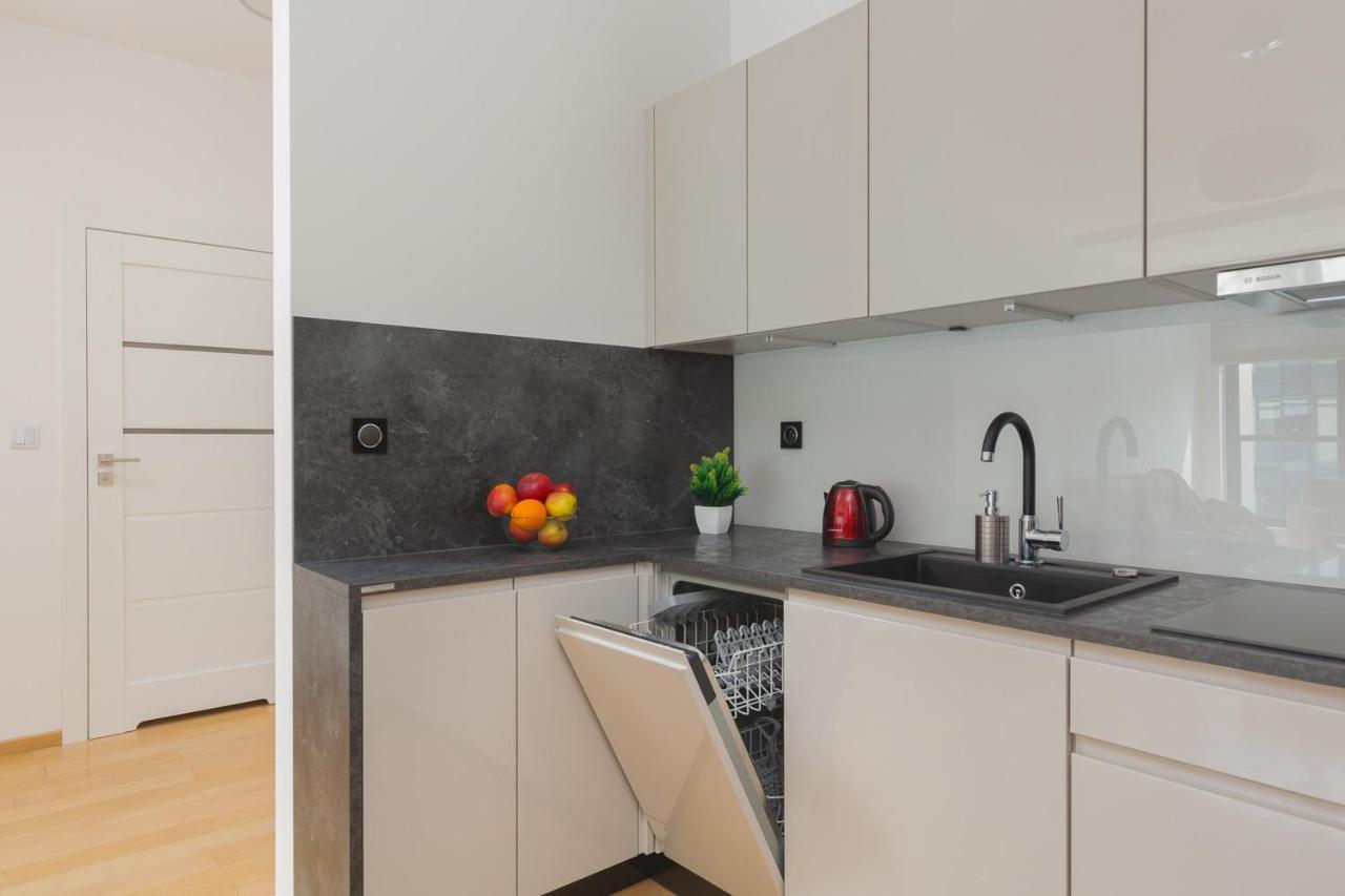 Dzielna Apartment Warsaw Wola By Noclegi Renters מראה חיצוני תמונה